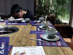 -牛村来人潮汕牛肉火锅(西单店)