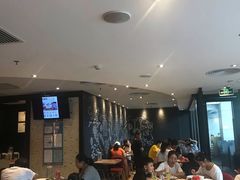 -必胜客(WOW中心城店)