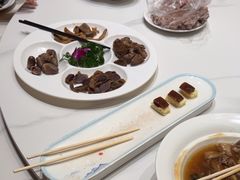 -梅利汴京烤鸭•开封豫菜地标店(东大街店)