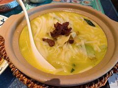 -吴记小园楼(白塔西路总店)