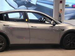 -TESLA 特斯拉(上海太古汇体验店)