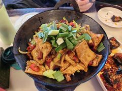 干锅千页豆腐-嘉丰湘菜馆(芳群园店)