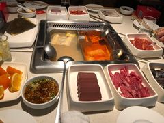 -海底捞火锅鲜切牛肉主题店(长寿路店)
