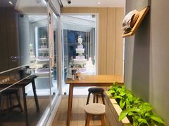 -好利来(新宜白店)