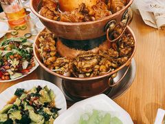 鸡腿锅-超越炭火牛蛙火锅鸡(河东店)