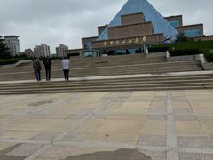 -上海市龙华烈士陵园