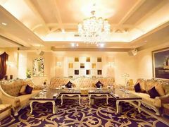 -白玉兰广场停车场