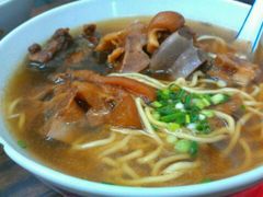 猪手牛腩生面-东京小食馆(三盏灯店)