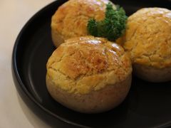 酥皮叉烧包-白天鹅宾馆-宏图府餐厅