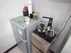 -鲨鱼皮汽车凹陷玻璃修复(静安店)