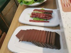 -三人行骨头王火锅(长寿店)