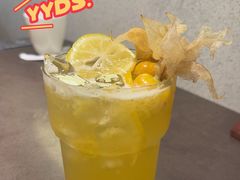 -锅飘飘·东北铁锅炖(雨花客厅店)