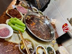 -储奇门鳝鱼火锅(总店)