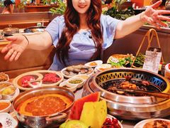 -黑金·寻焰自助百汇·烤肉·火锅(中街店)