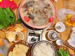 -阿婆情腊排骨火锅(忠义店)