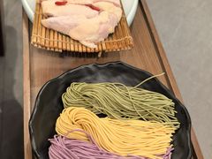 -得意咚瓜·顺德鱼生·冬瓜火锅(深圳首店)