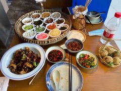 -包整·丝娃娃(一览甲秀楼风景店)