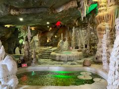 -泉城欧乐堡戏水湾艺术养生温泉