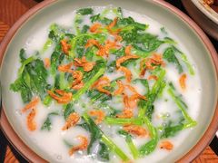 樱花虾米汤豆苗-映水芙蓉(上海万象城店)