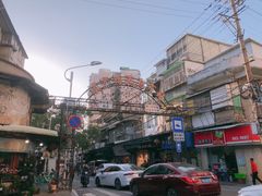 -溪岸路花鸟市场