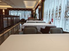 -马克西姆俄罗斯餐厅(通亚街店)