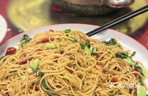 Zhangshu Egg Fried Noodles