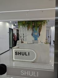 -V7 HAIR SALON