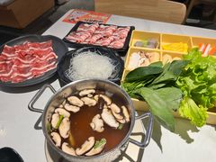 -呷哺呷哺 黄金牧场 (新中关购物中心店)