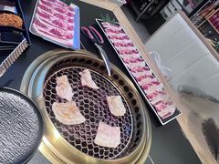 -極屋鮨牛 · 烧肉酒场(时代C馆店)