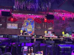 -喜鹊音乐酒馆(西街店)