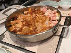 -黄记煌三汁焖锅(新佳丽江汉路店)