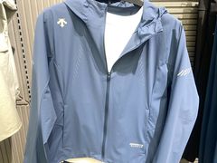 -迪桑特DESCENTE(青岛山东路万象城店)