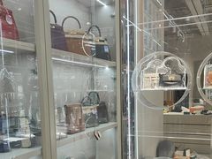 -FUN LUXURY范加奢品(蟠龙天地店)