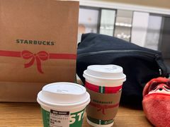 -星巴克(上海虹桥站2A检票口)