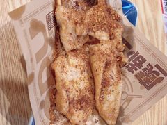 -魔都三兄弟酸辣粉·蘸卤炸串(虹桥万科店)