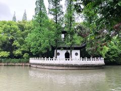 -汇龙潭