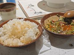 -贵府酸汤牛肉火锅·贵州老字号(飞山街店)