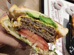 -The Habit Burger Grill 哈比特汉堡(爱琴海店)