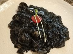 墨鱼汁蛤蜊烩饭-IL Forno 意坊·意大利餐厅(温州万象城店)
