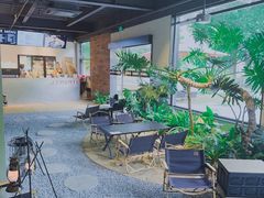 -J Create城市露营咖啡·简餐·宠物(上海动物园店)