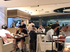 -南航明珠v2头等舱公务舱休息室