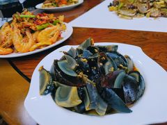 -顶之鲜海鲜餐厅