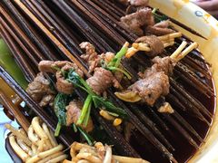 牛肉-拈签一笑黄牛肉辣卤串串
