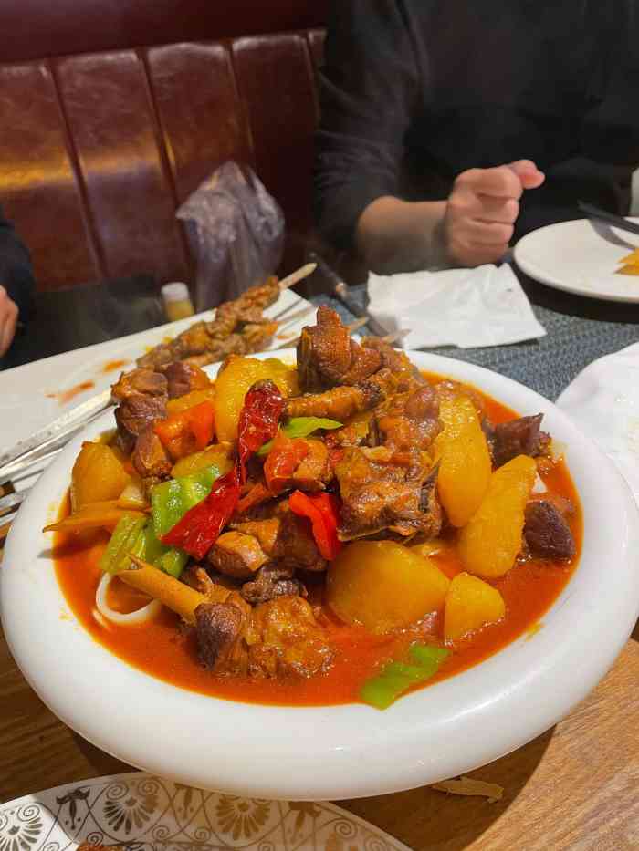 穆塞菲霖新疆餐厅(平乐园店"老公他们导师经常带他们过来的一个腐败