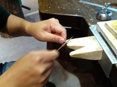 -十八字金·银饰·拼豆·开蚌DIY(魏公芳华里店)