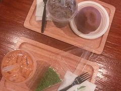 -Cha Café and Bistro