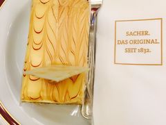 -Cafe Sacher(WIEN)