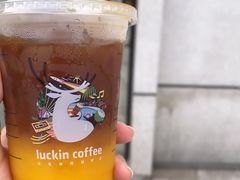 -瑞幸咖啡(大连罗斯福广场一层店)