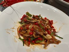 -艳阳天·非遗楚菜(武汉客厅店)