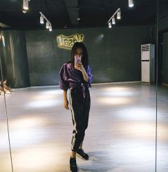 -YASAKI国际舞蹈中心